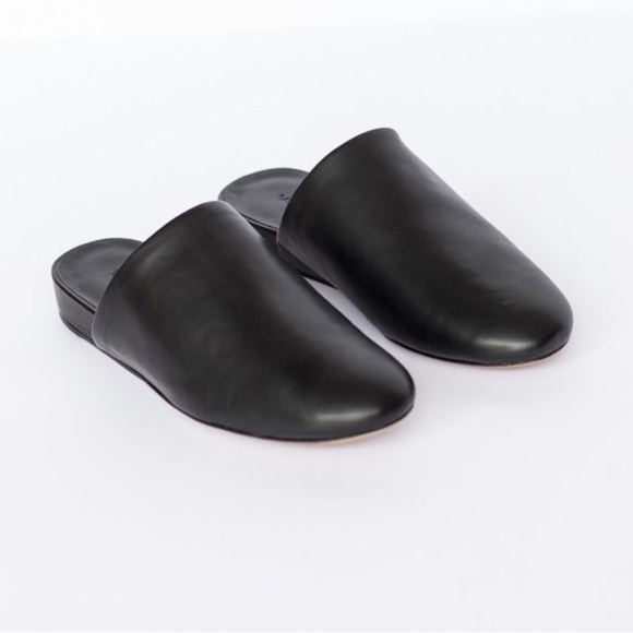 Vince black leather Oren slide shoe slip on Flat shoesize 6 35 eu - Picture 1 of 7